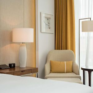 Chambre Accessible aux Personnes à Mobilité Réduite Lit King-Size